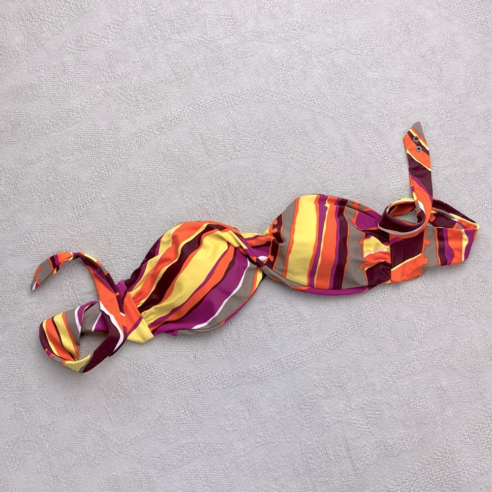 Converse Twist Bandeau Colorful Bikini Top
